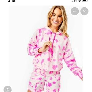 Lilly Pulitzer Laurian Hoodie Plumeria Pink Sun Splash Tie Dye Top!